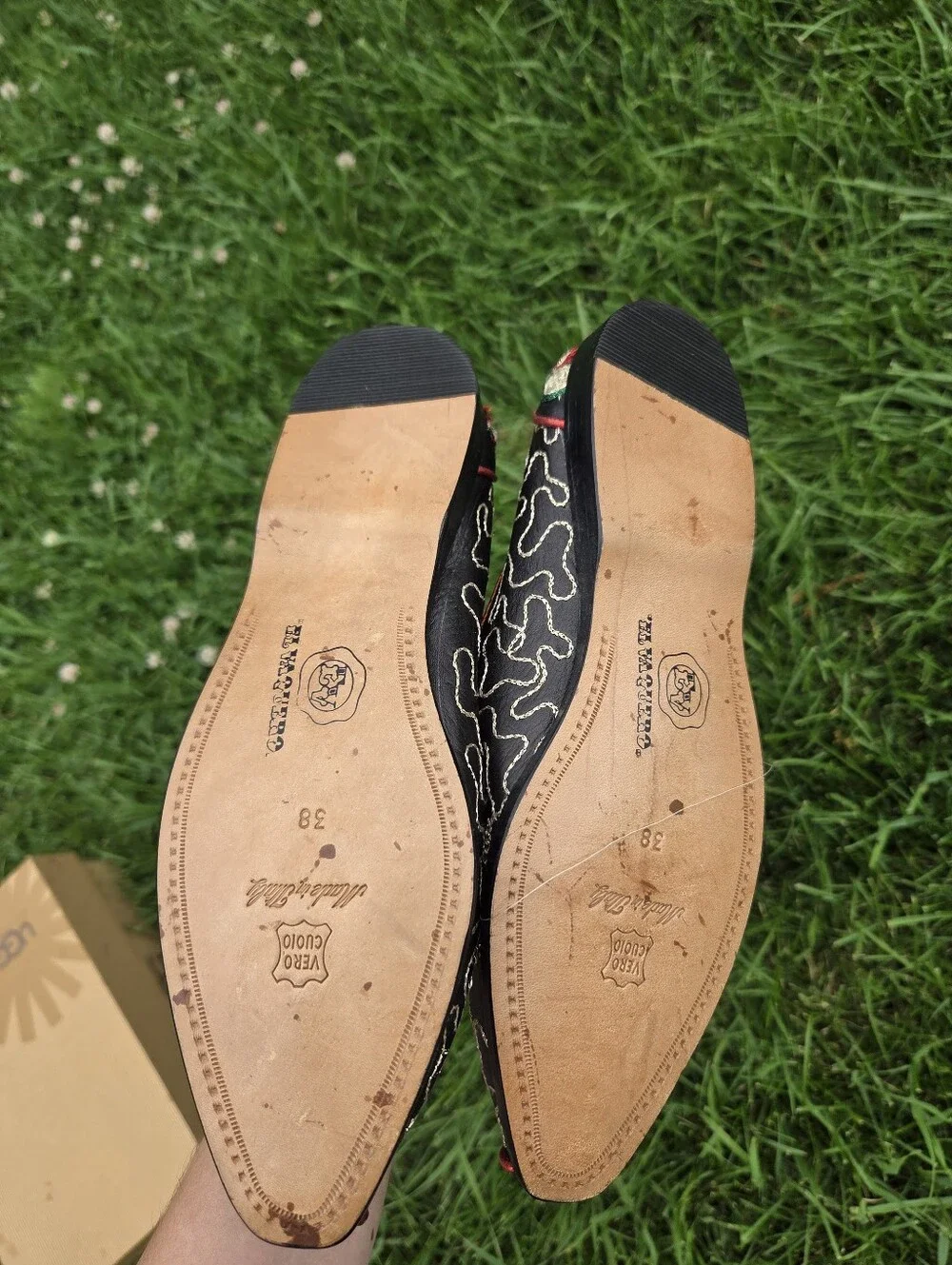 Vintage El Vaquero Italy Black Leather Gold Embroidered Slipper Flats 38